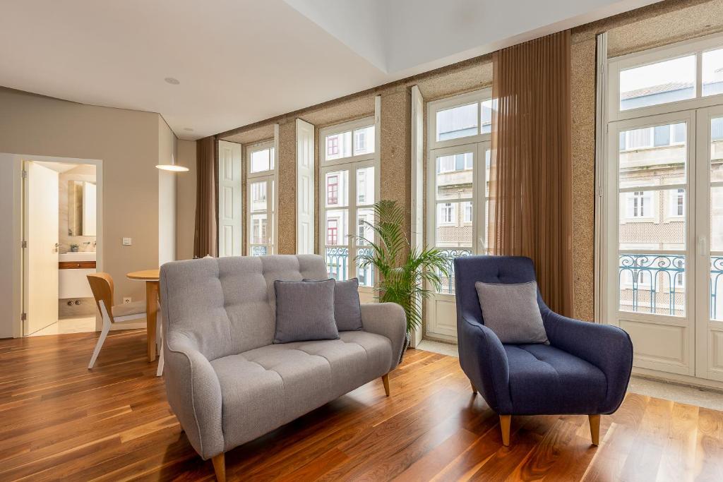 RS Porto Historic Center - Duplex Apartment With Balcony