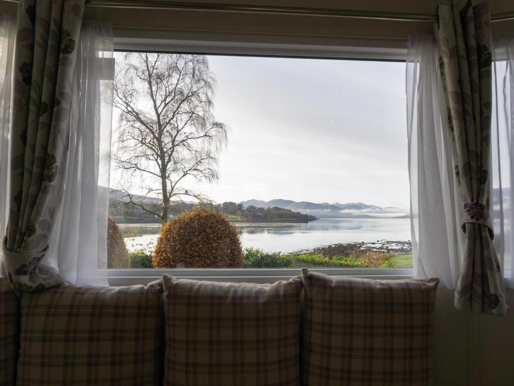 Linnhe Lochside Holidays - 