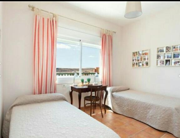 Posteľ alebo postele v izbe v ubytovaní Apartment Poris Sea View