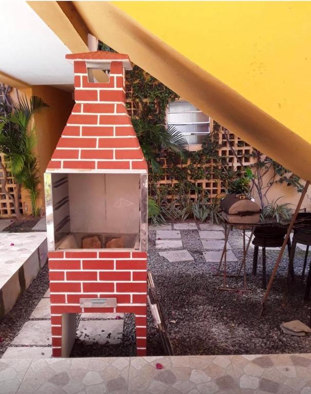  Apartamentos Condominio a Beira Mar