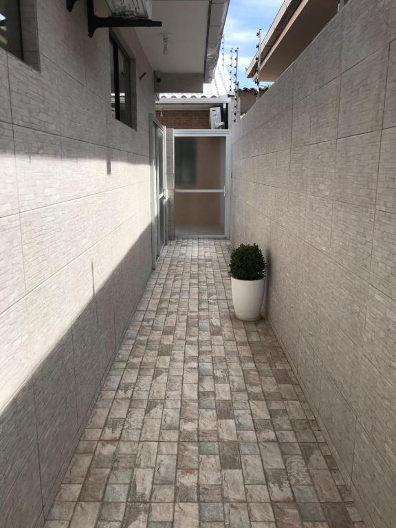  Casa - Próximo a UFSC e CENTRO - 5 KM
