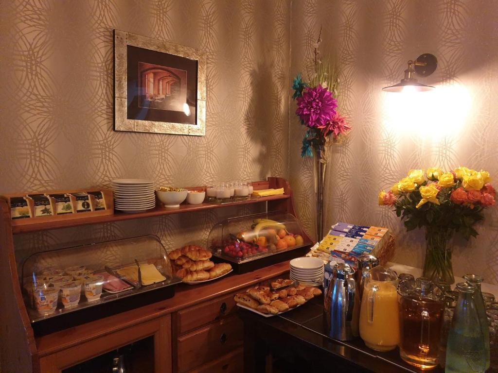 Redcliffe Hotel - Resim 15