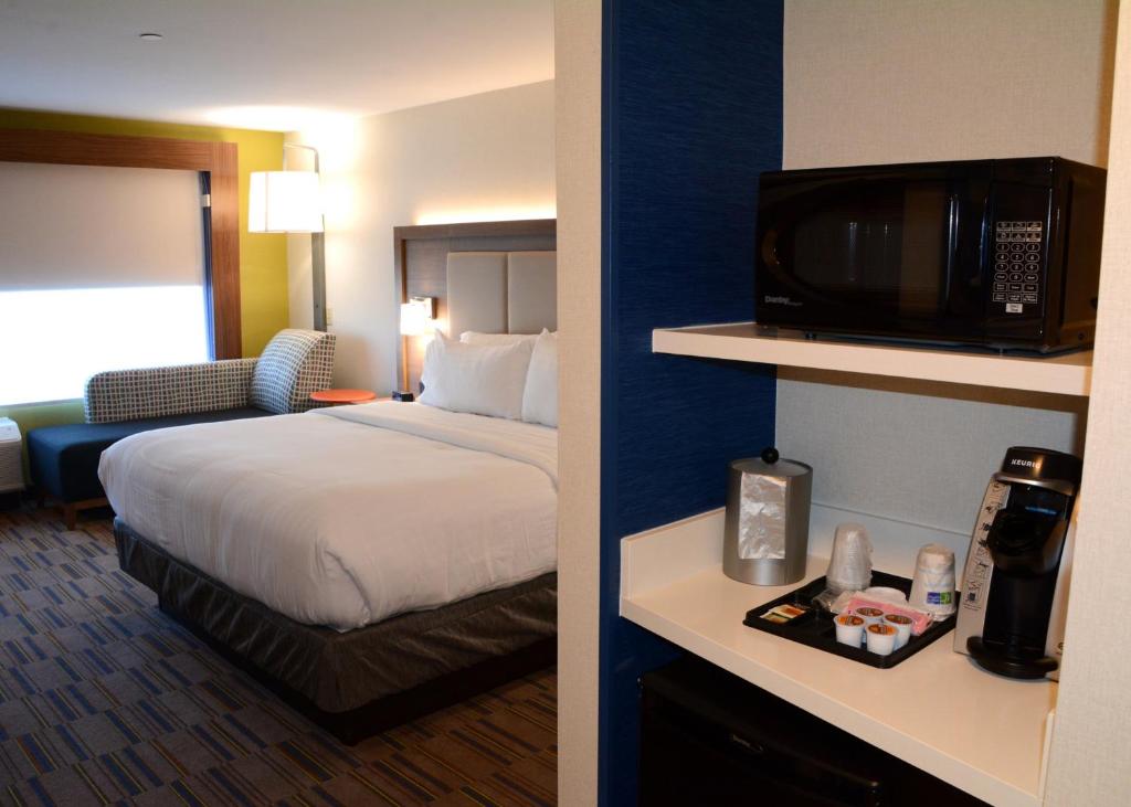 Holiday Inn Express & Suites - Pittsburgh - Monroeville by IHG - Room King Estándar