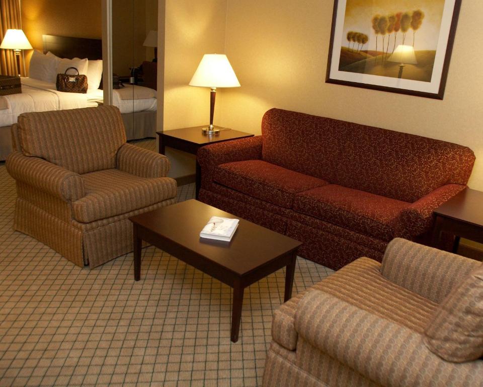 Armoni Inn & Suites - Suite King Executive - Non-Fumeurs