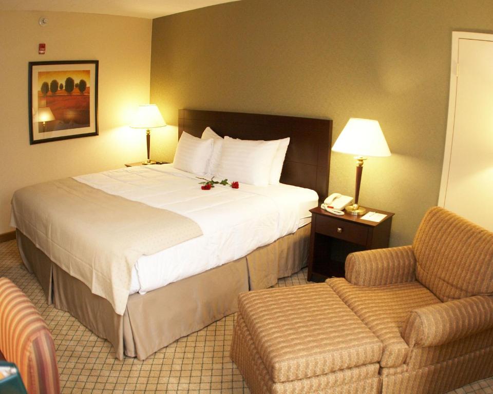 Armoni Inn & Suites - Chambre Queen - Non-Fumeurs