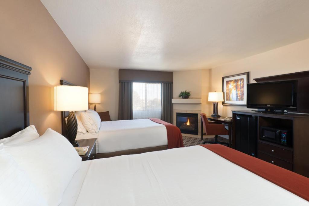 Holiday Inn Express Show Low by IHG - Error
