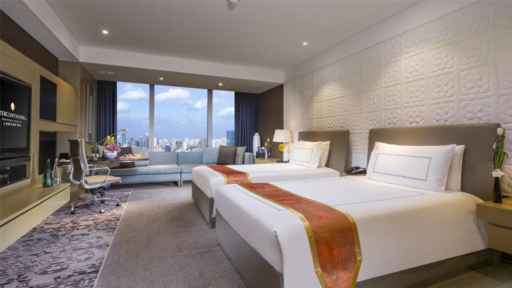 InterContinental Shanghai Jing' An by IHG - Classic Twin Room With City View - Lounge Access