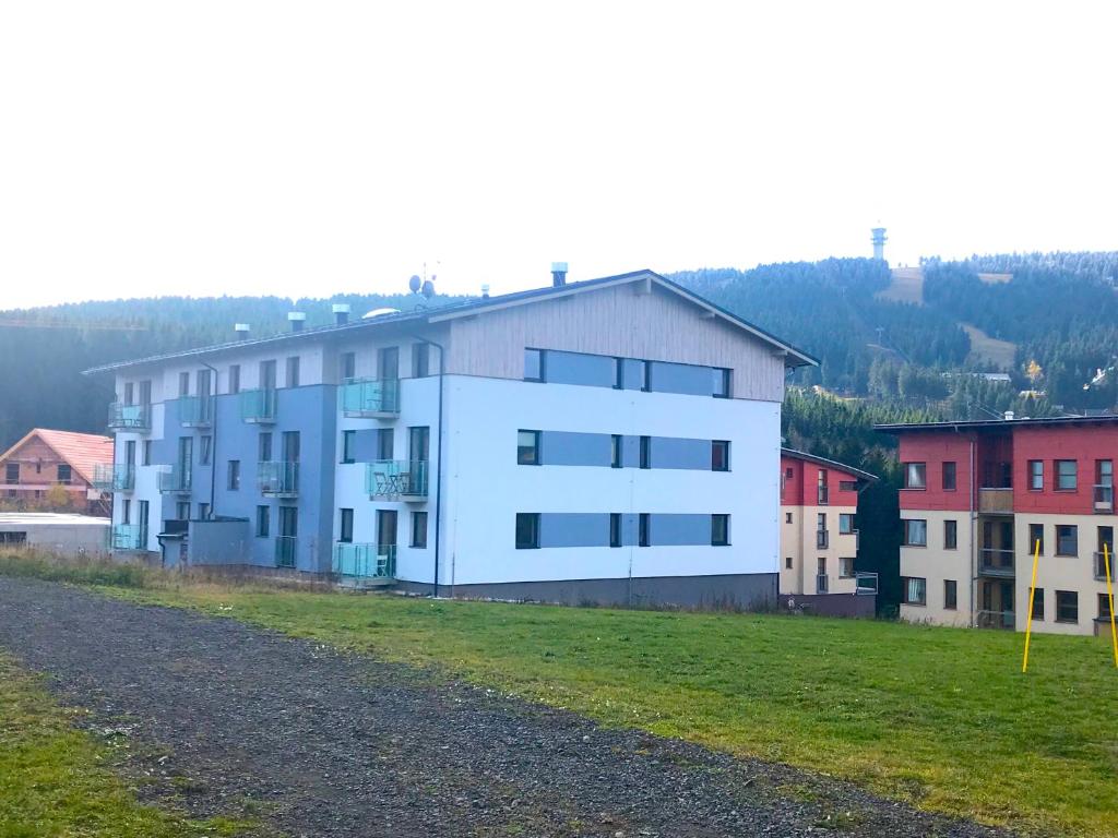 Budova, kde se apartmán nachází