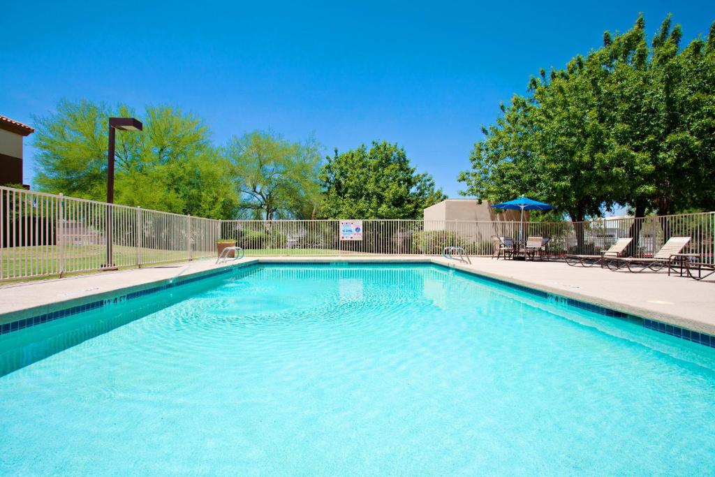 Holiday Inn Express Scottsdale North by IHG photo