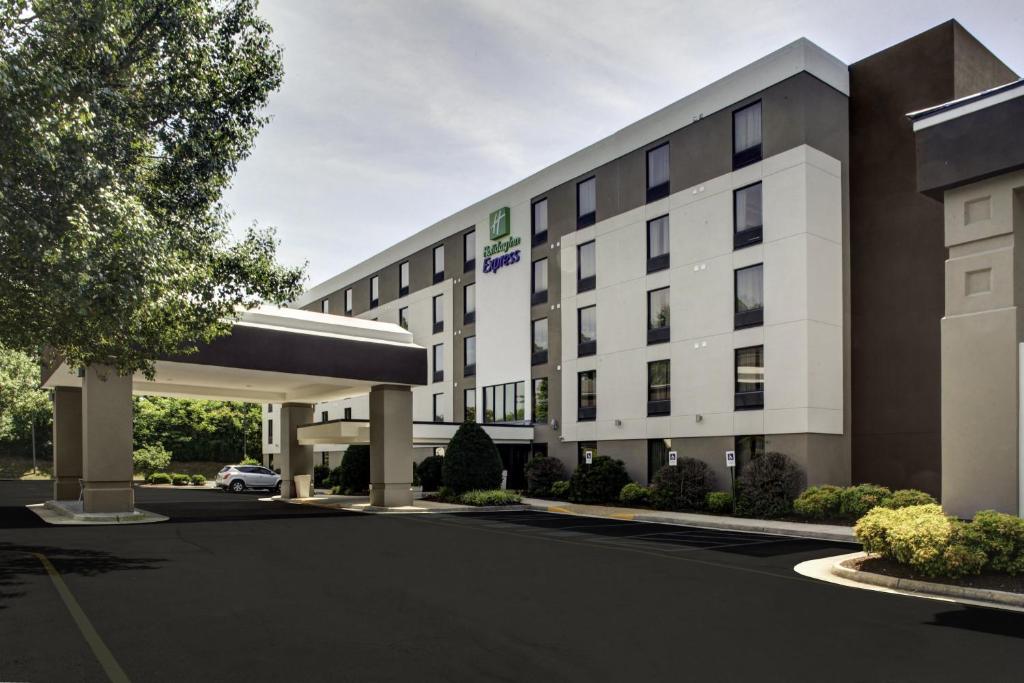 una representación de la parte delantera de un hotel en Holiday Inn Express Richmond-Mechanicsville, an IHG Hotel en Mechanicsville