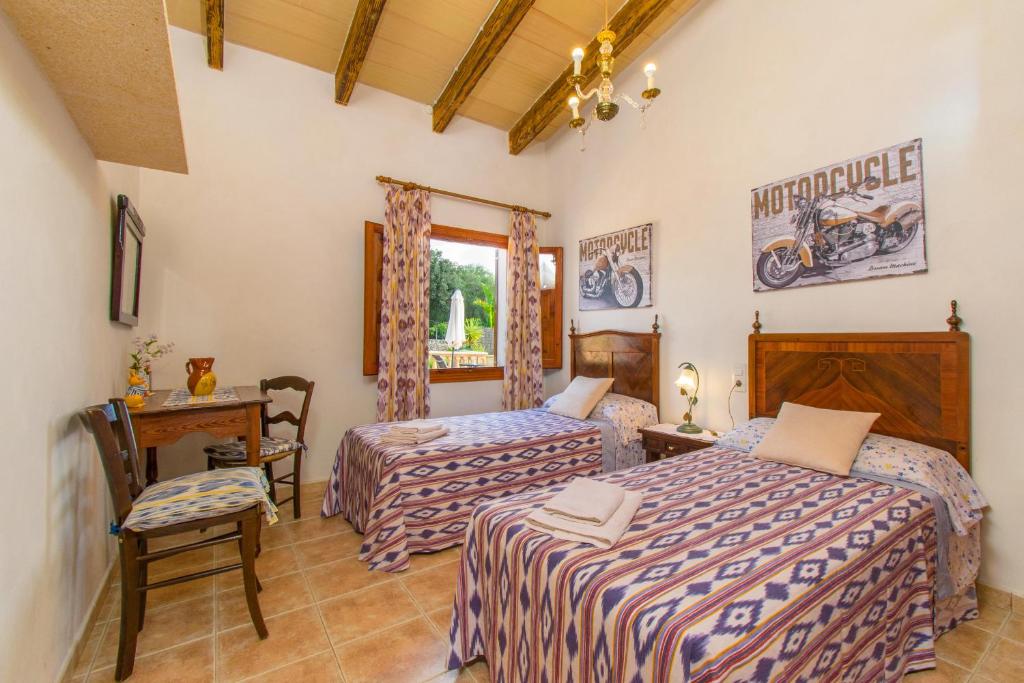 Posteľ alebo postele v izbe v ubytovaní Finca SA ROTA by Mallorca Villa Selection