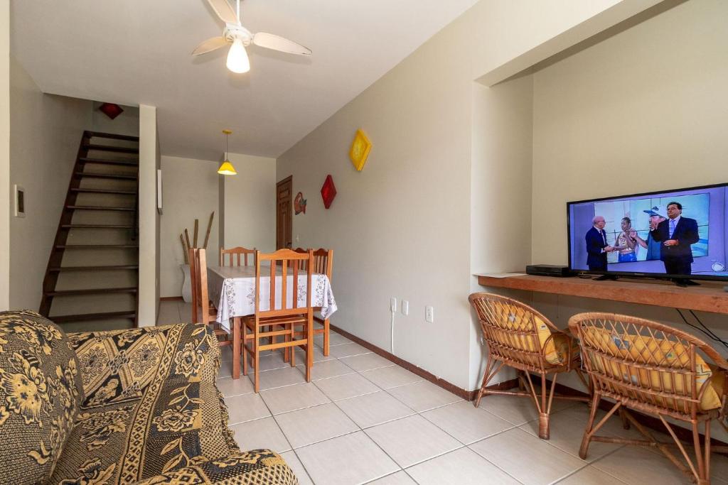  Aluguel Apartamento 8 pessoas em Bombinhas/SC Praia Bombas AN11