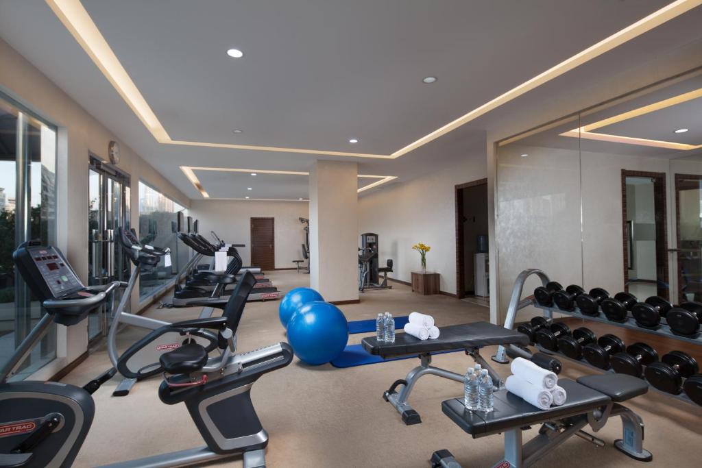 Fitness centrum a/nebo fitness zařízení v ubytování Jin Jiang Tower
