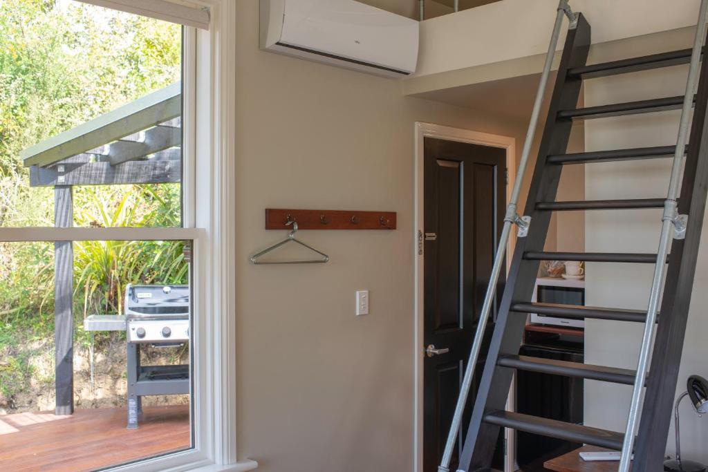 Tiny House in the Sky - Resim 35