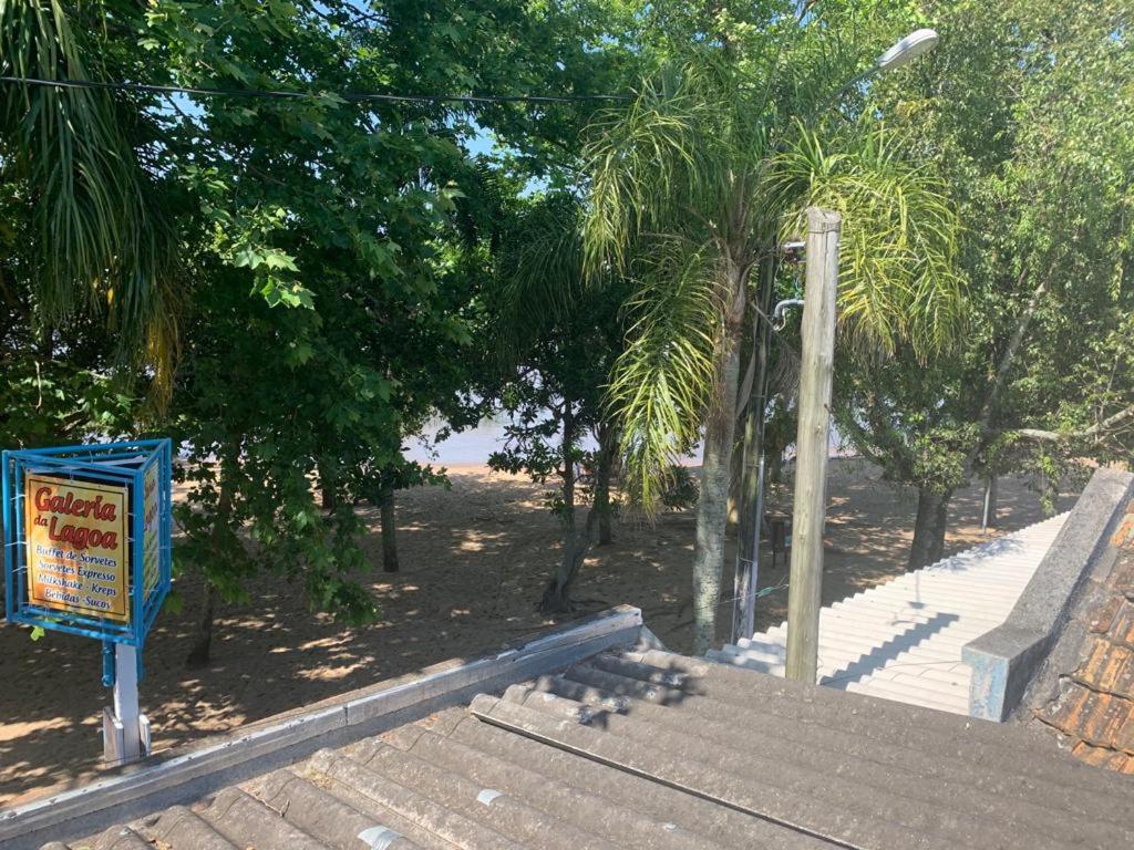  Apartamento beira da Praia das Ondinas