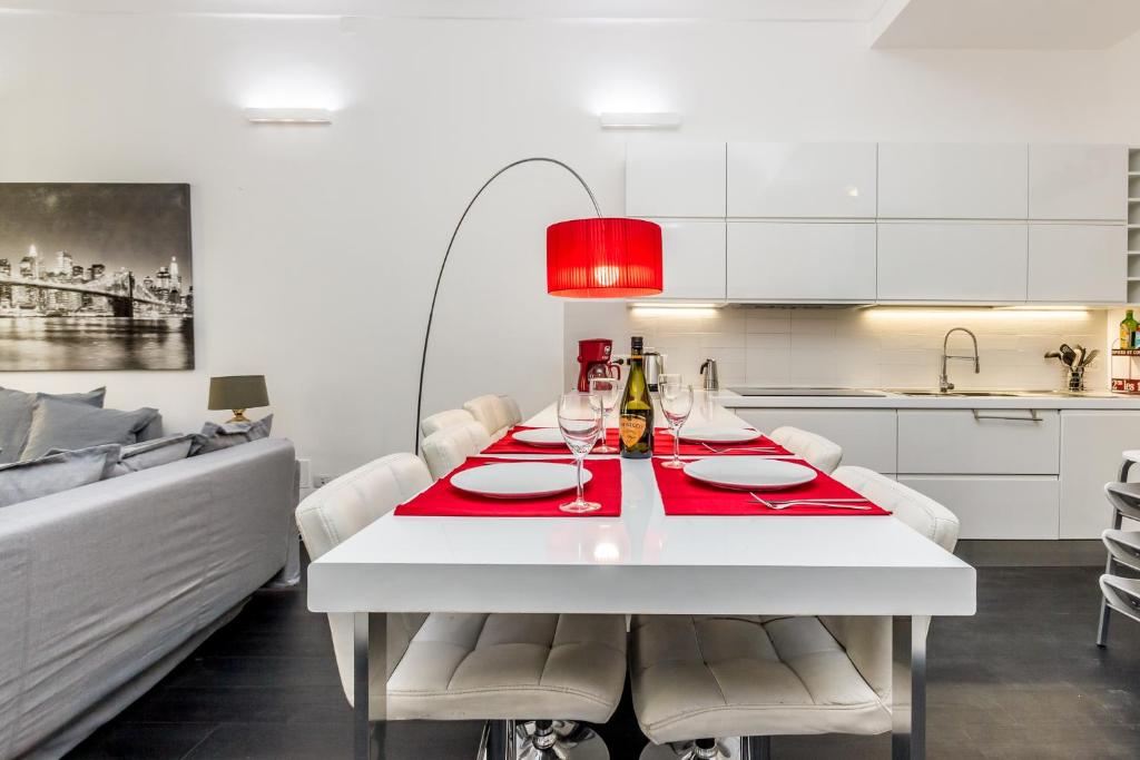 Kuchyňa alebo kuchynka v ubytovaní Elegant House Via Pia