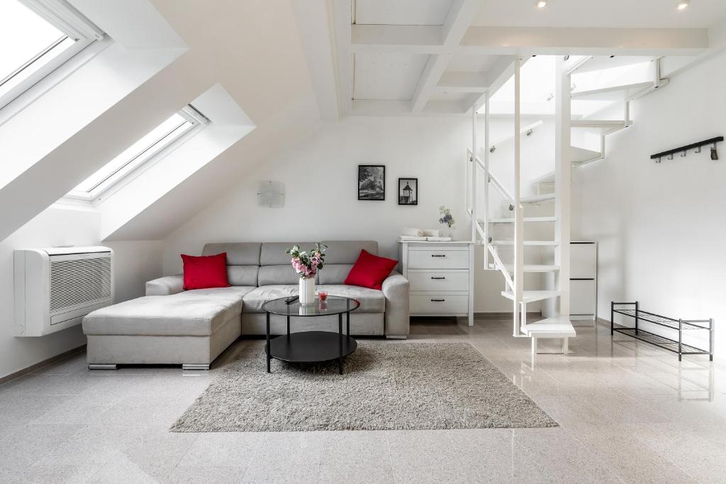 Wohnen auf Zeit - Innenstadt-Appartements - Apartamento Dúplex Con Aire Acondicionado F37-402