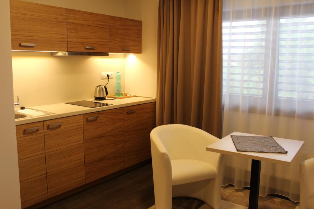 Kuchnia lub aneks kuchenny w obiekcie Apartments 461