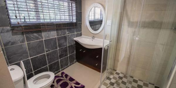 The Afropolitan - Executive Family Room