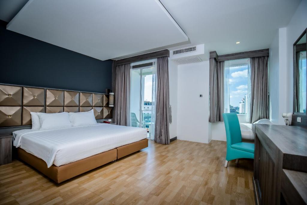 
Deluxe Double or Twin Room
