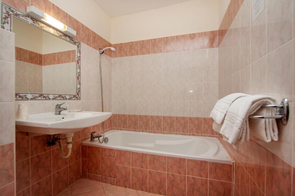 Koupelna v ubytování Hotel Arcu Di Sole