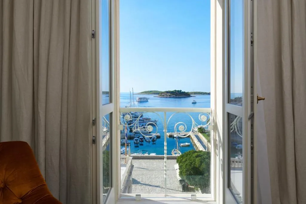 Premium Double or Twin Room with Balcony and Sea View