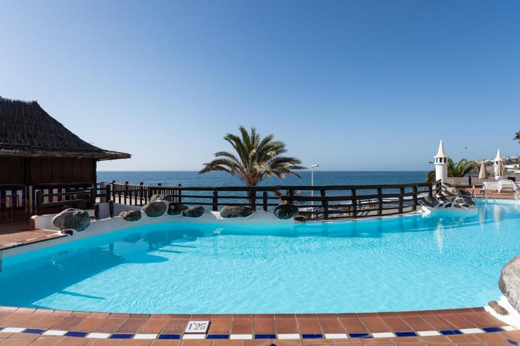 Cute next to beach & pool- P27 By CanariasGetaway, Playa del ...