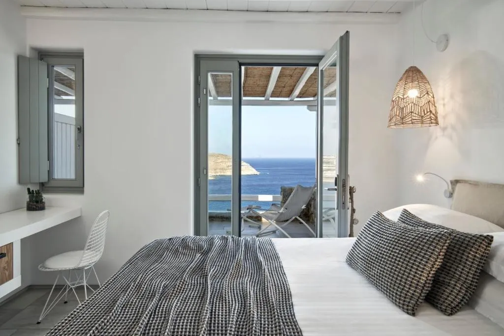 Cozy Room with Sea View