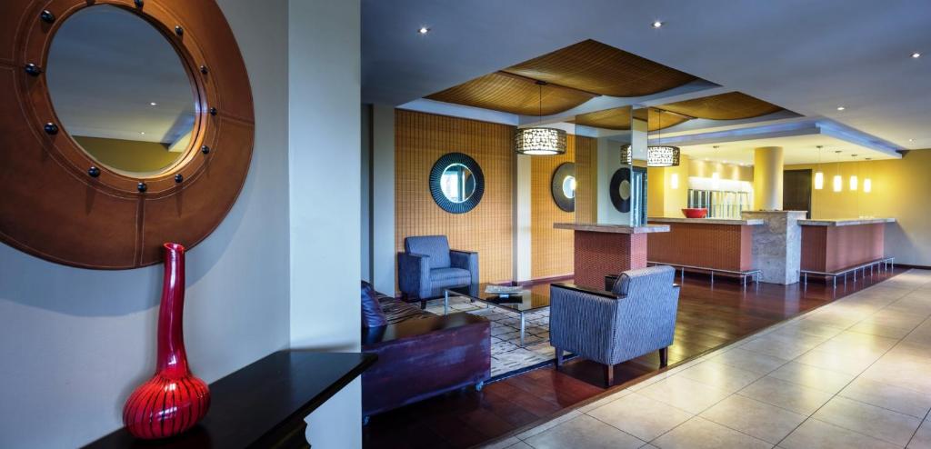 Un lugar para sentarse en Premier Hotel O.R. Tambo