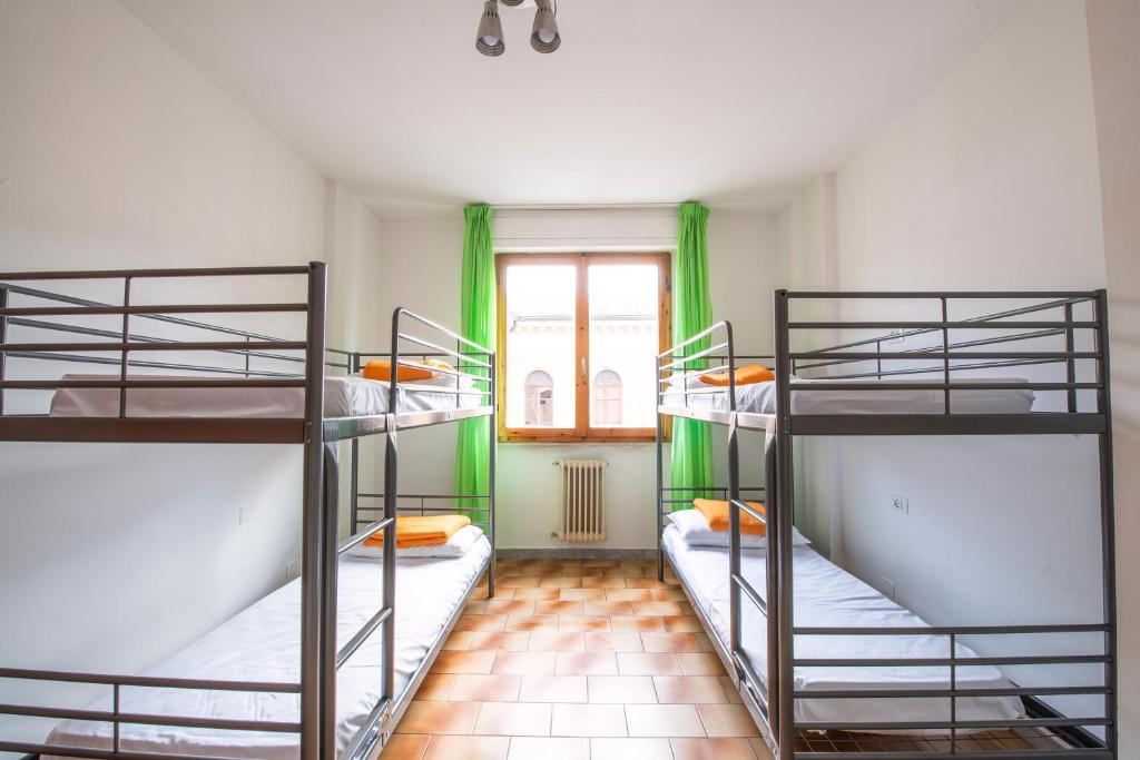 Safestay Pisa Centrale - Bed In 4-Bed Mixed Dorm Ensuite