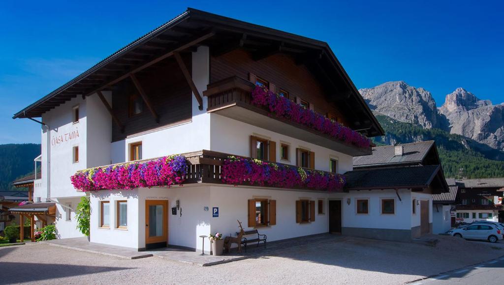 Nespecifikovaný výhled na hory nebo výhled na hory při pohledu z bed and breakfast