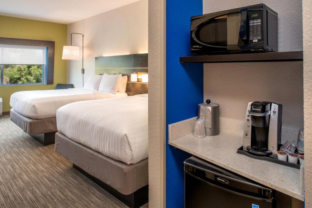 Holiday Inn Express & Suites - Tampa North - Wesley Chapel, an IHG Hotel - Habitación Estándar Con Dos Camas Queen