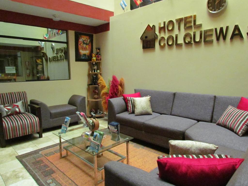 Posezení v ubytování Hotel Colquewasi