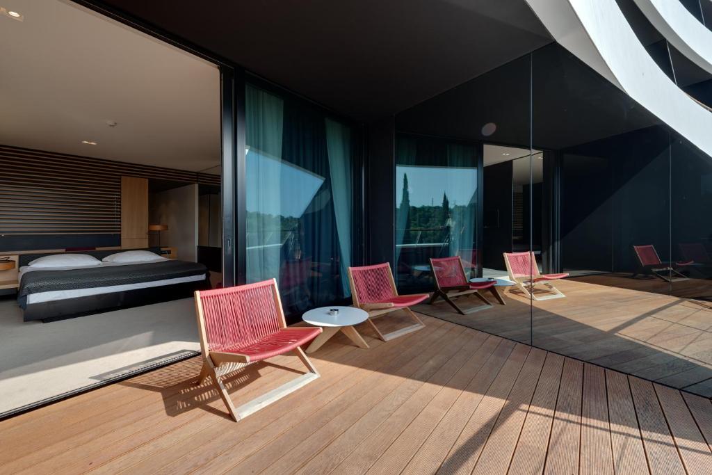 Lone Hotel by Maistra Collection - 14