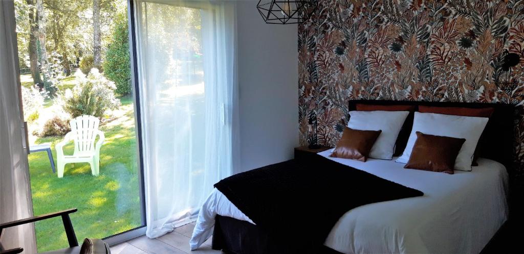 Les Jardins du Cloestro - Habitación Con Cama Grande Y Vistas Al Jardín
