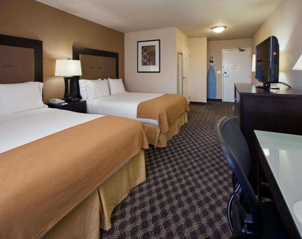 Holiday Inn Express Union City San Jose by IHG - Habitación Estándar Con Dos Camas Queen