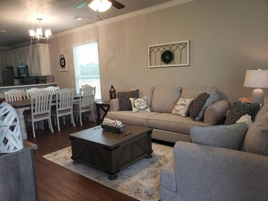NEW 4/4 Farmhouse style house in College Station! - Housity