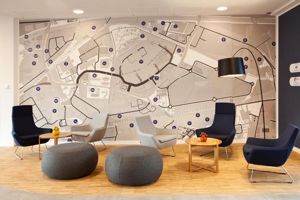 Et opholdsområde på Holiday Inn Express Oberhausen by IHG