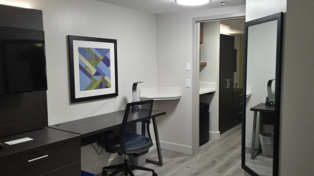 Holiday Inn Express & Suites Mississauga-Toronto Southwest by IHG - Resim 20