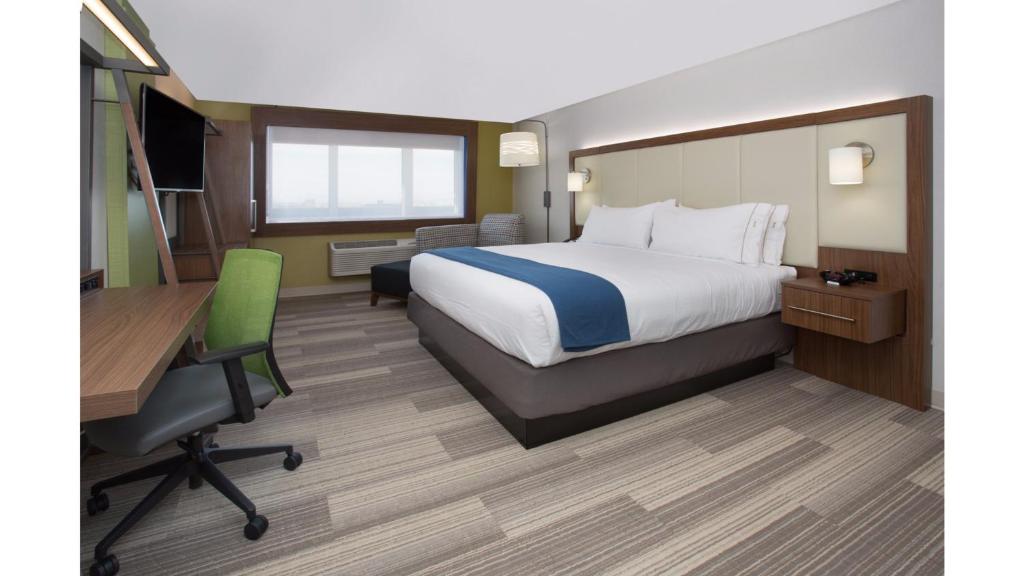Holiday Inn Express & Suites - Olathe South, an IHG Hotel - Deluxe King Room - Hoorzitting Toegankelijk