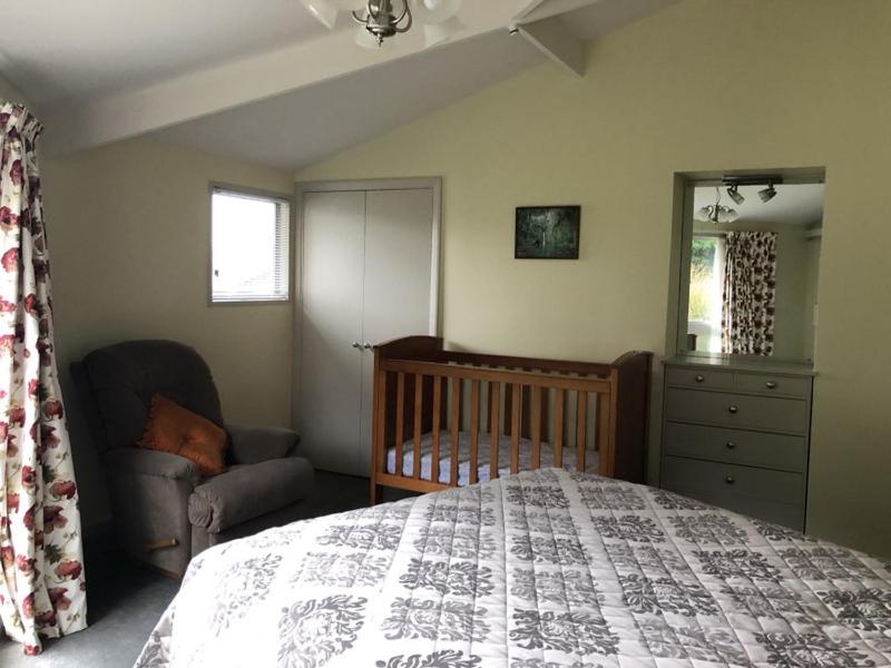 25 Chalet Crescent - Resim 11