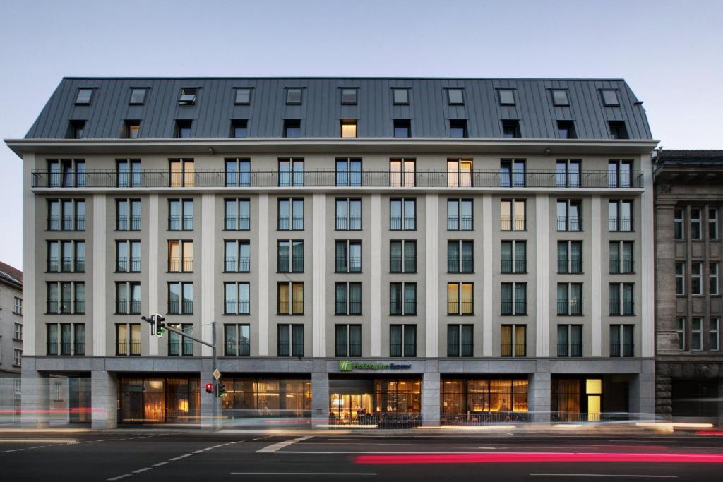 Holiday Inn Express - Berlin - Alexanderplatz by IHG - Resim 42