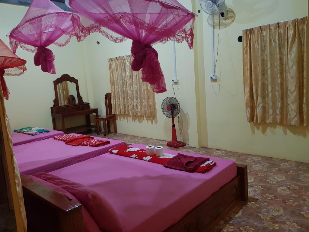 PSK VIMEAN KOH RONG Guesthouse客房内的一张或多张床位