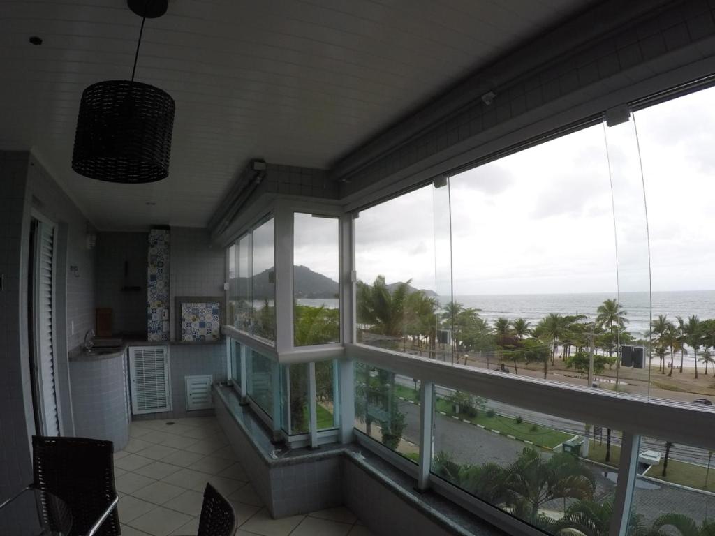  Praia Grande Ubatuba. Vista P/ o Mar