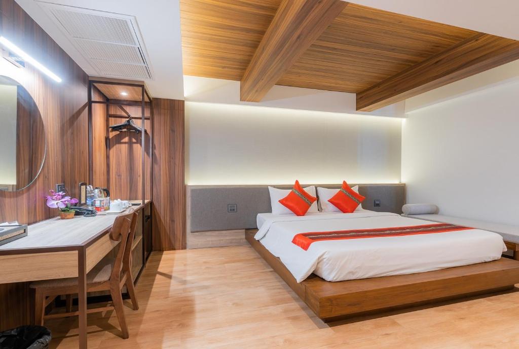 True Siam Phayathai Hotel - Верхняя комната с ванной