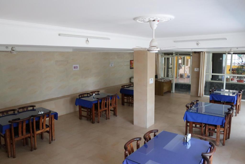 Restaurace v ubytování Zhim Zhim Guest House