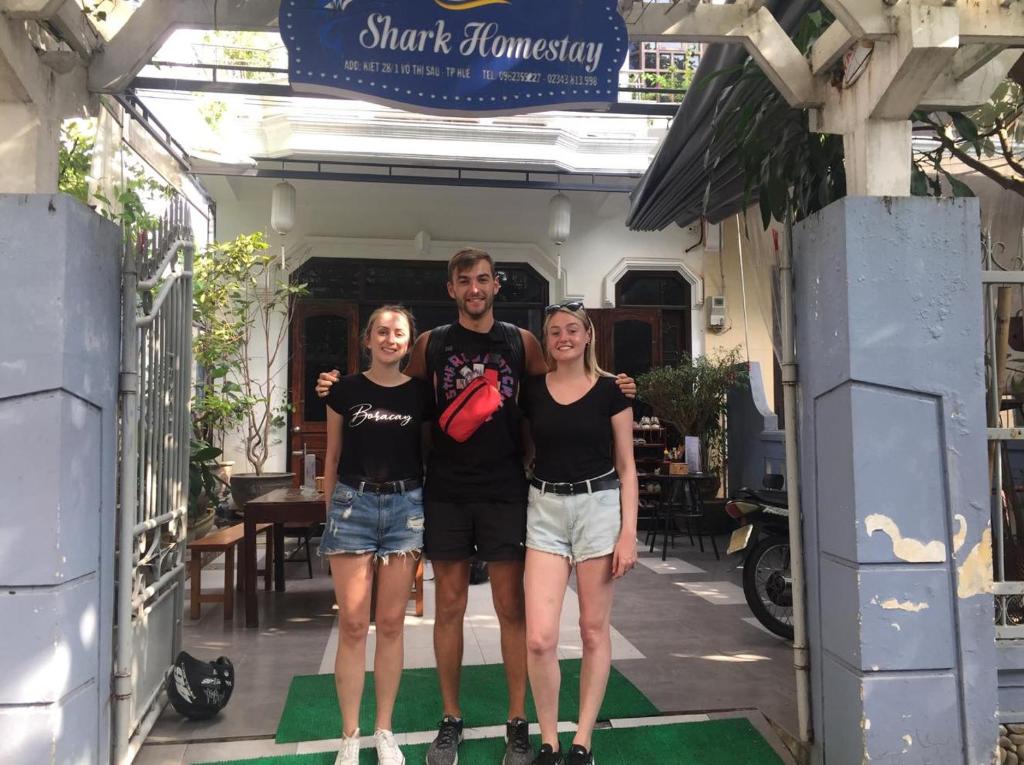 Shark Homestay - 15