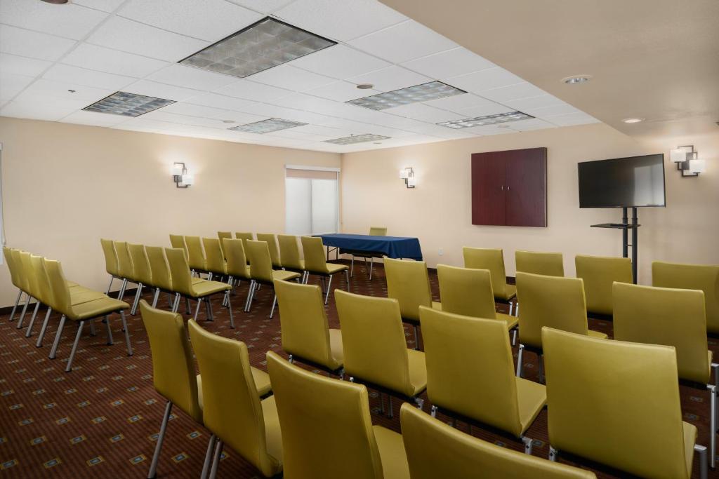 Holiday Inn Express Scottsdale North by IHG photo