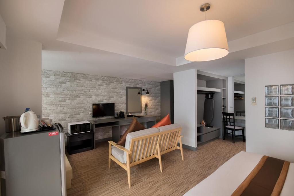 Journeyhub Pattaya Central - Resim 6