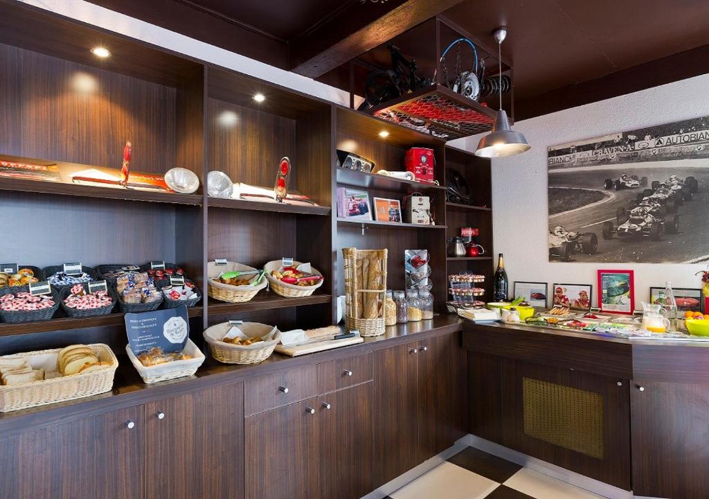 Enzo Hotels Reims Tinqueux by Kyriad Direct - Resim 5